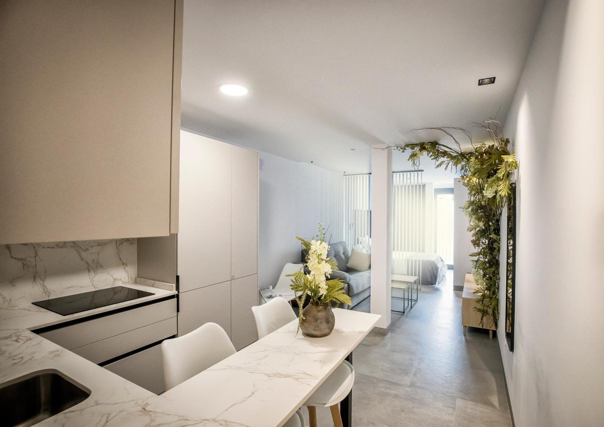 Riam Suites Apartamentos لوس بالاسيوس ي فيلافرانكه المظهر الخارجي الصورة
