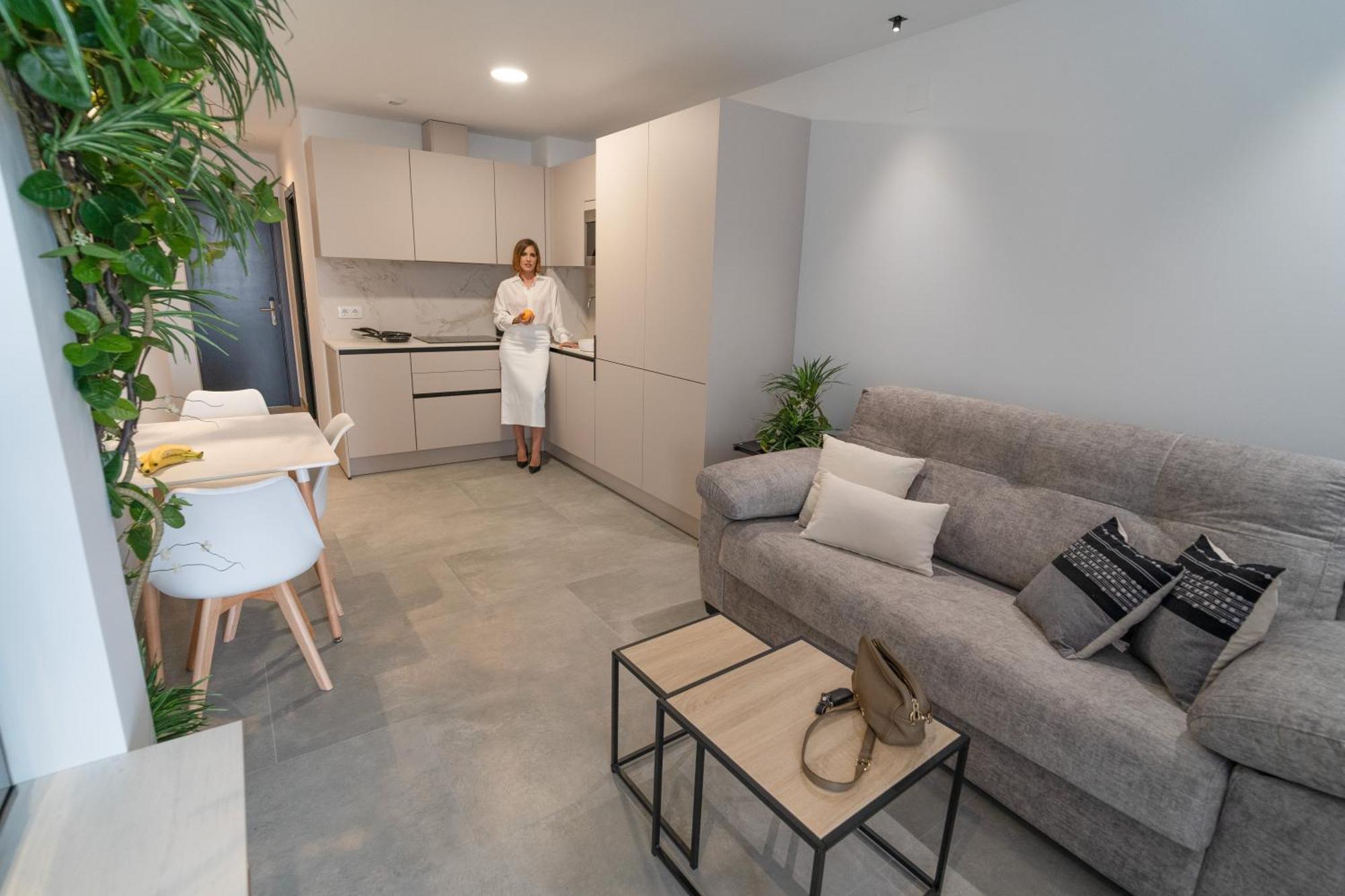 Riam Suites Apartamentos لوس بالاسيوس ي فيلافرانكه المظهر الخارجي الصورة