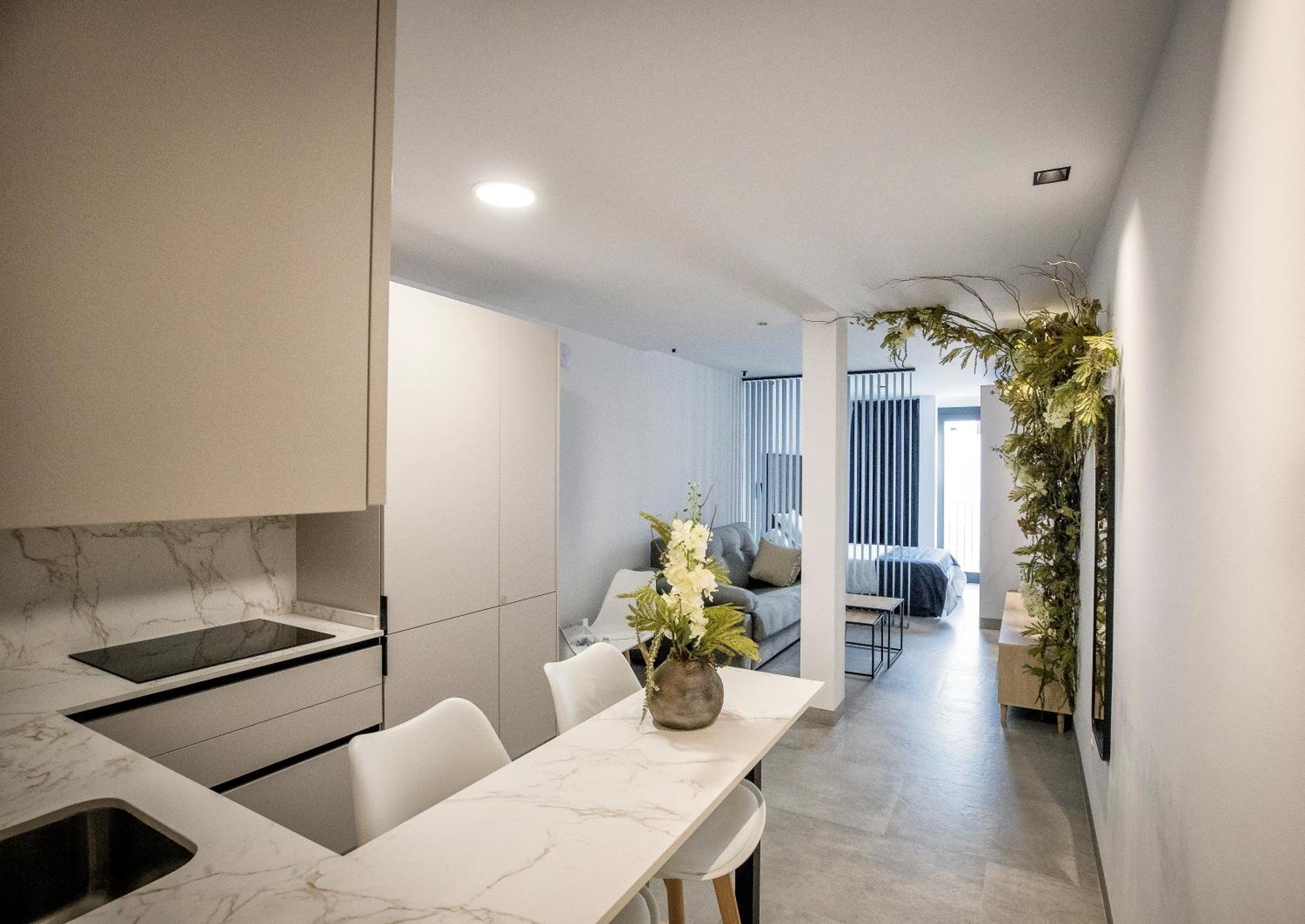 Riam Suites Apartamentos لوس بالاسيوس ي فيلافرانكه المظهر الخارجي الصورة
